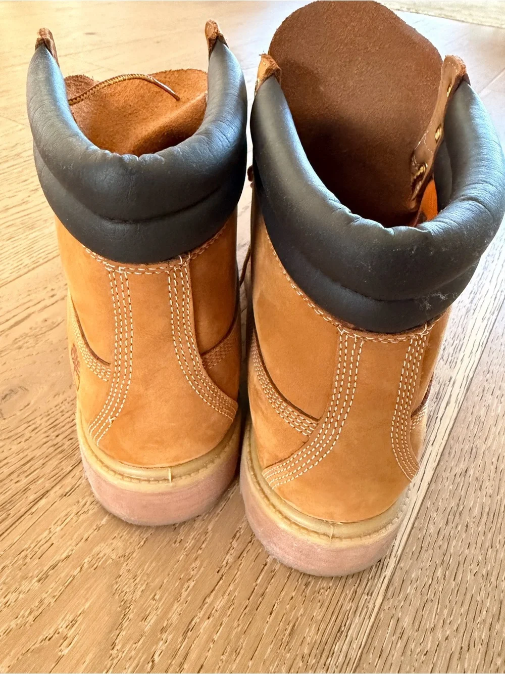 Timberland Men's Classic Workstyle Boots in Wheat/Tan Men 13
